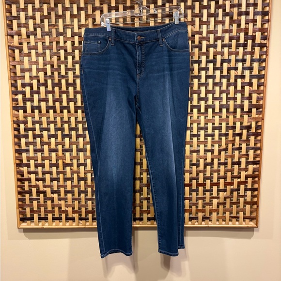 Chico's Denim - Chico’s So Slimming Girlfriend Slim Leg Ankle Size 3(16)